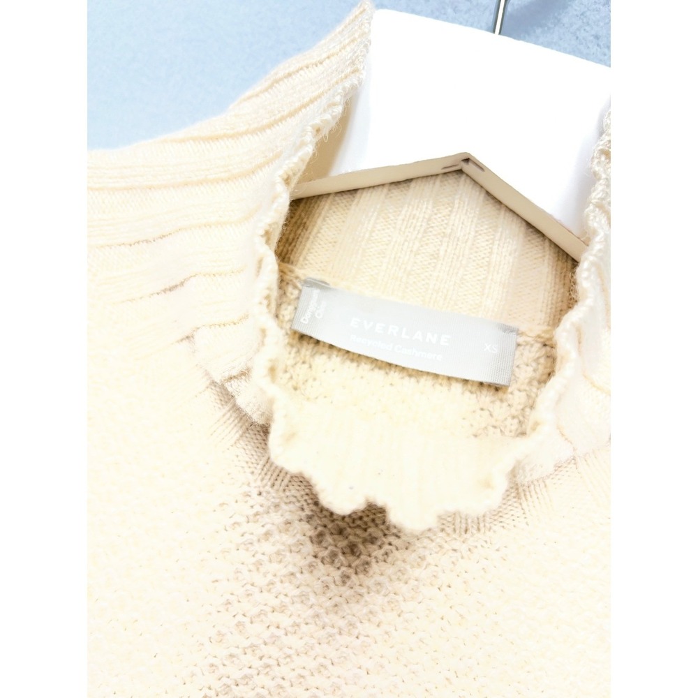Everlane Recycled Cashmere Mock Neck Sweater Womens XS Cream‎ NWOT Hi Low Hem